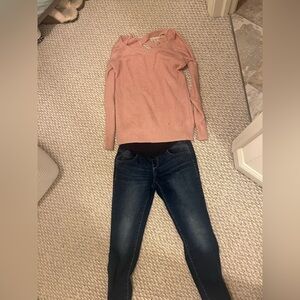 Maternity outfit size s/m bundle